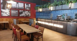 Tony Romas 02